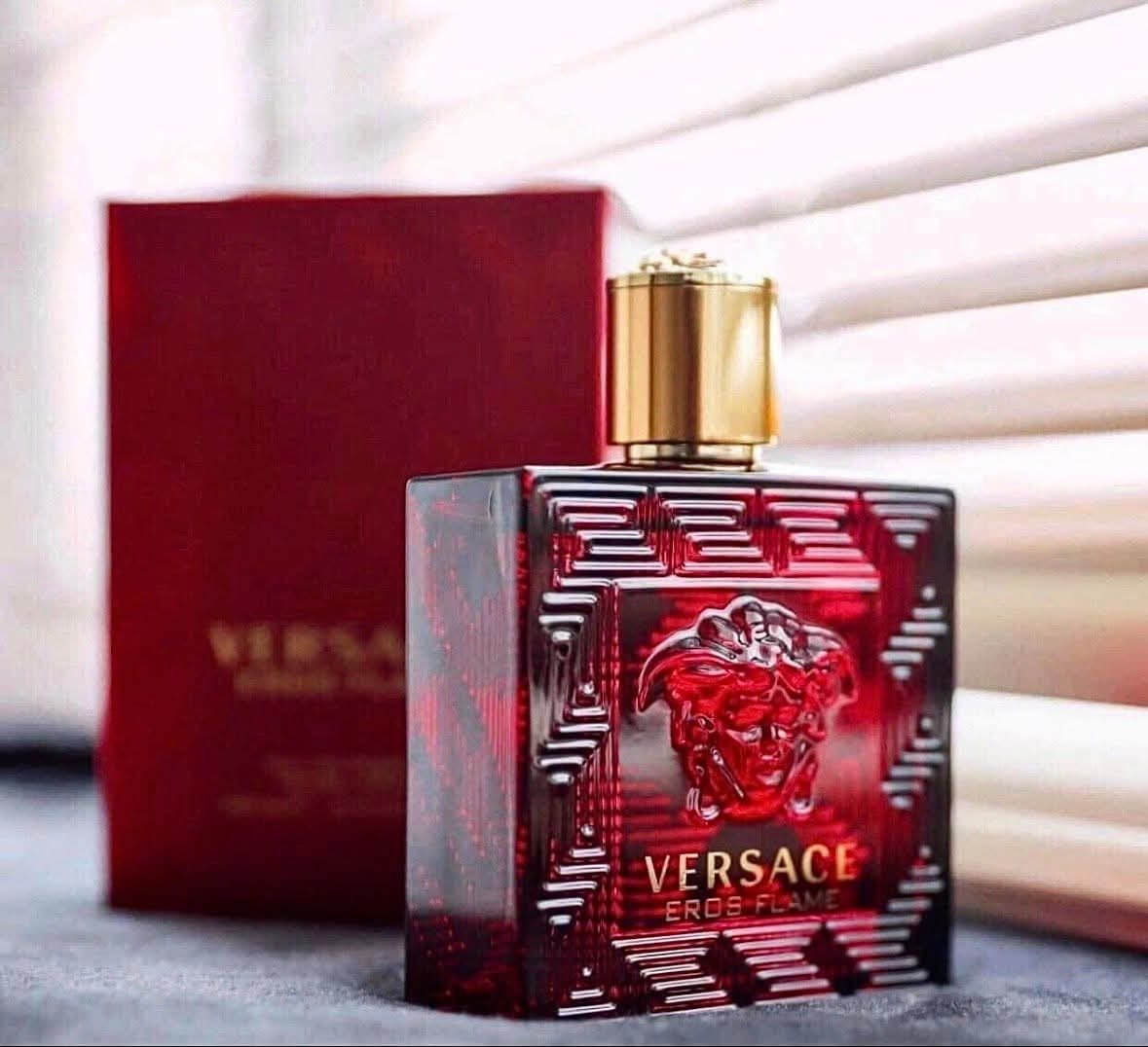 Versace 🇲🇾🇻🇳👨⚕️📦Versace eros flame
