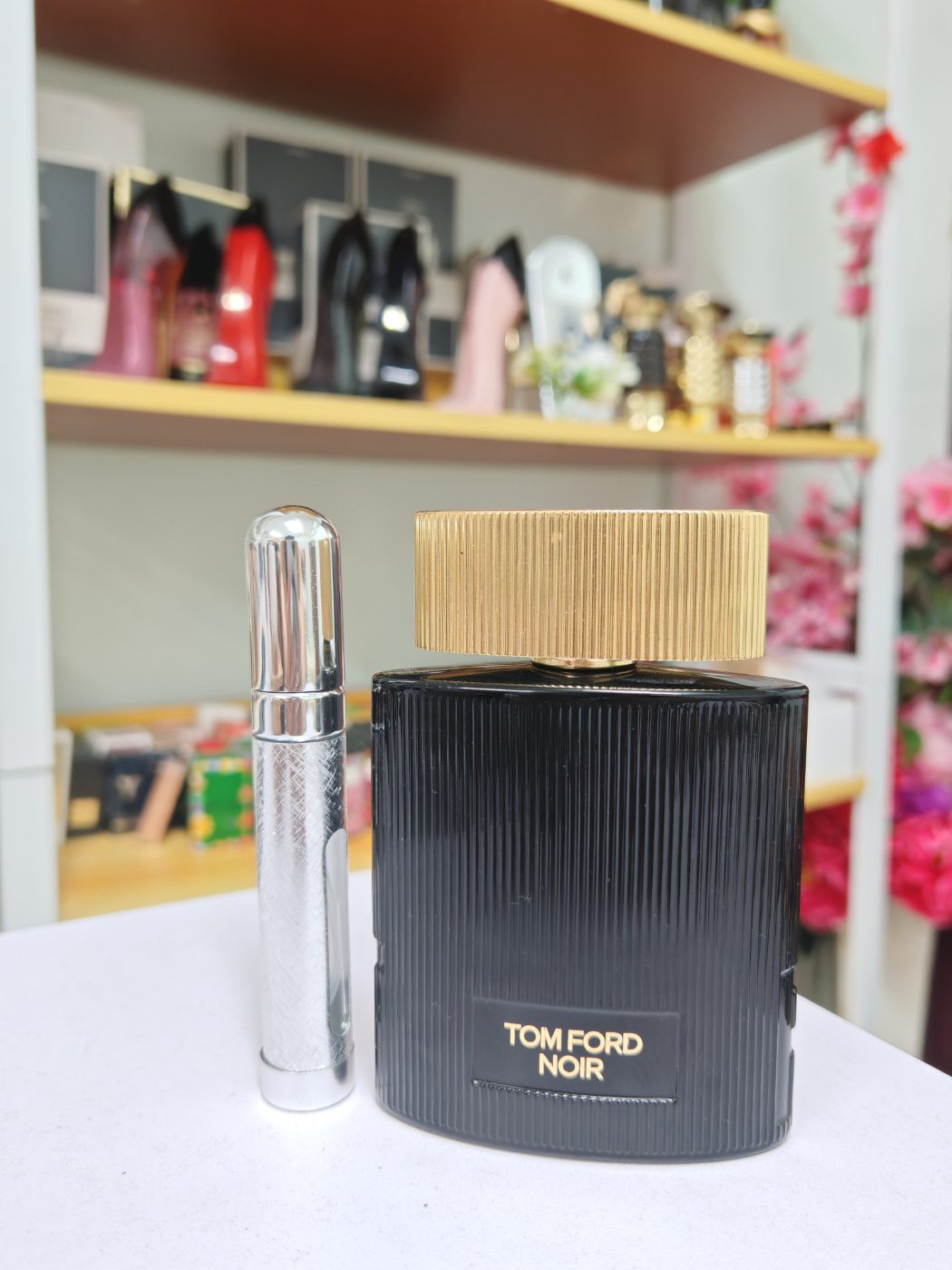 Tomford 💉🇲🇾👨⚕️Tomford Noir