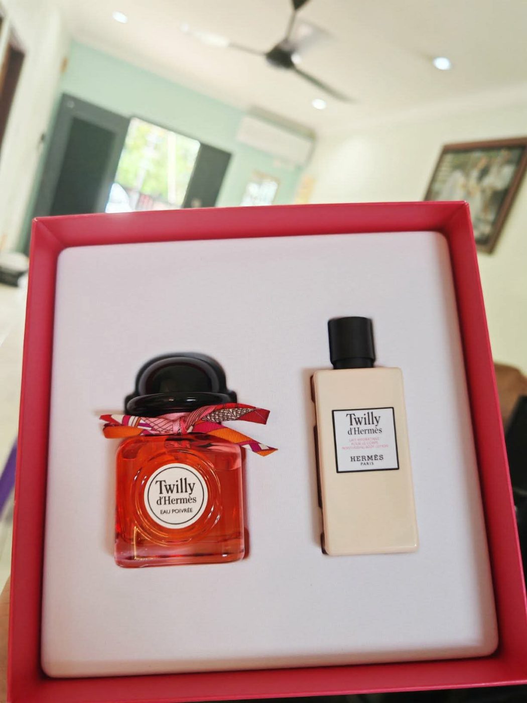 Hermes 🇲🇾👸set 2 món Hermes Poidvee