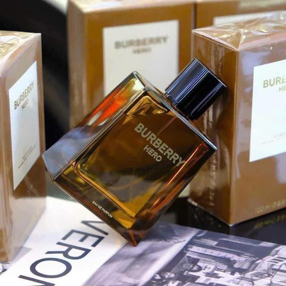 Burberry 🇻🇳👨⚕️full 100ml Burberry hero parfum